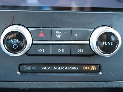Used 2024 Ford Edge SEL AWD/4WD image 35