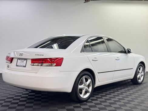 Used 2008 Hyundai Sonata SE FWD image 2