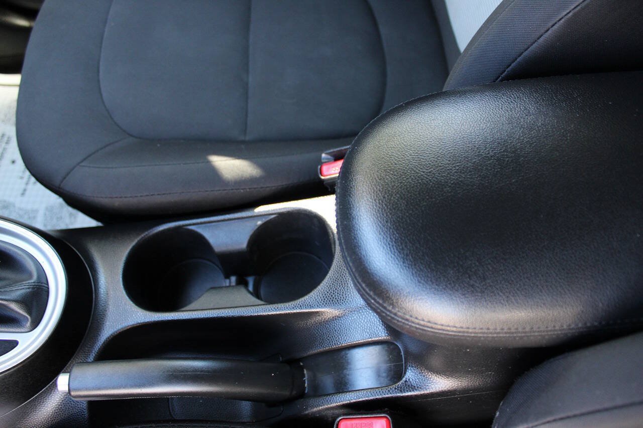 Used 2014 Kia Soul FWD image 28