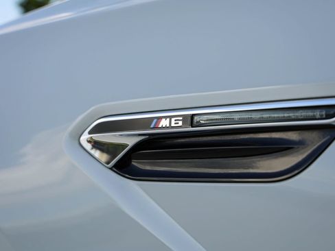 Used 2012 BMW M6 Convertible RWD image 10