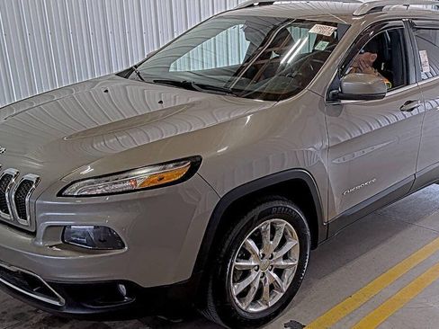 Used 2017 Jeep Cherokee Limited AWD/4WD image 1