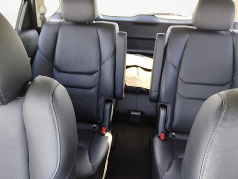 Used 2022 MAZDA CX-9 Touring w/ Touring Premium Package image 12