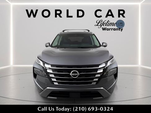 Used 2024 Nissan Rogue SL w/ SL Premium Package FWD image 2