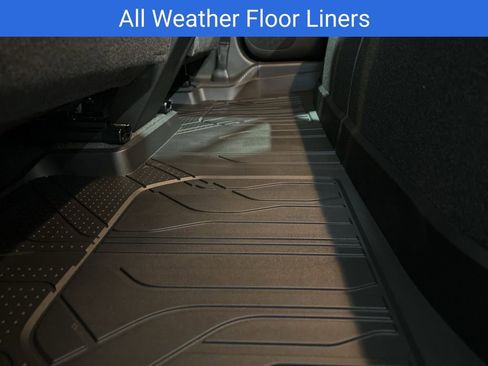 New 2026 Chevrolet Trax RS w/ Sunroof Package image 7