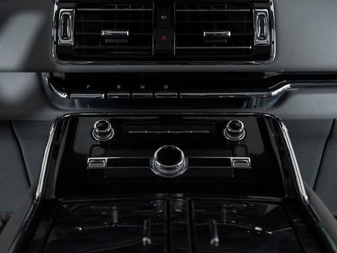 Used 2021 Lincoln Navigator L Reserve image 37