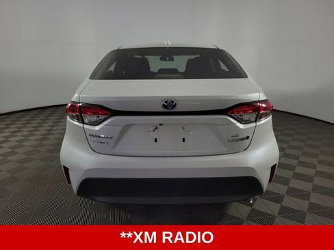 Used 2024 Toyota Corolla LE FWD image 7