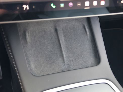 Used 2023 Tesla Model Y Long Range image 25