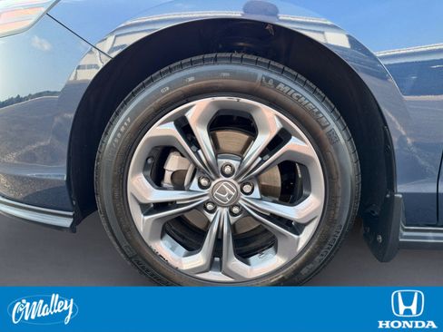 Certified 2023 Honda Accord EX image 9