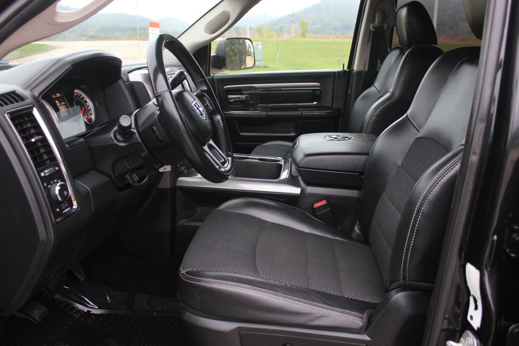 Used 2018 RAM 2500 Lone Star w/ Sport Appearance Group AWD/4WD image 30