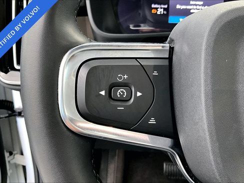 Certified 2023 Volvo C40 P8 Recharge Ultimate w/ Protection Package Premier AWD/4WD image 24