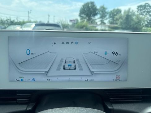 Used 2024 Hyundai Ioniq 5 SEL AWD/4WD image 11