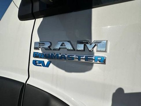 Used 2024 RAM ProMaster 3500 w/ Delivery Van Package FWD image 12