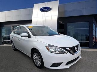 Used 2019 Nissan Sentra SV image 1