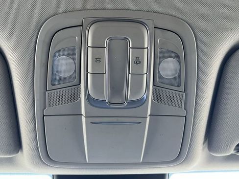 Used 2019 Hyundai Santa Fe SE AWD/4WD image 28