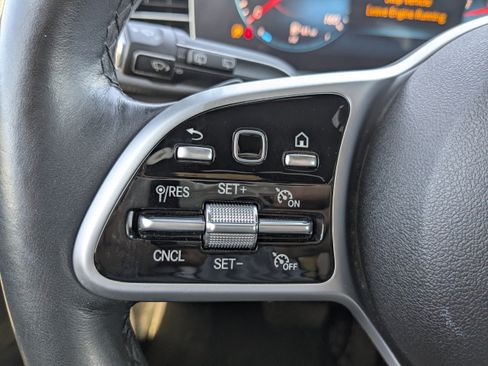 Used 2020 Mercedes-Benz GLS 450 4MATIC image 29