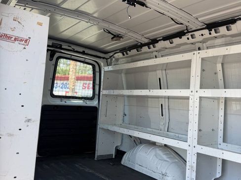 Used 2020 Chevrolet Express 2500 w/ Driver Convenience Package RWD image 8