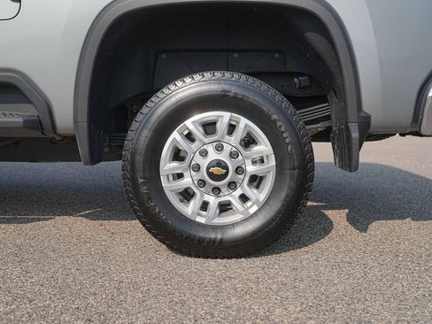 Used 2024 Chevrolet Silverado 2500 LT w/ Safety Package AWD/4WD image 13