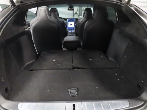 Used 2017 Tesla Model X image 15