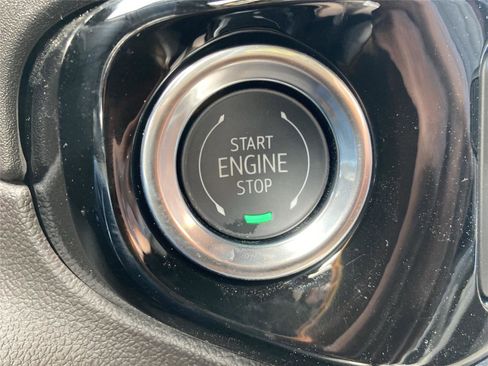 New 2026 GMC Sierra 2500 SLT w/ SLT Premium Package image 28