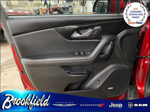 Used 2025 Chevrolet Blazer RS FWD image 16