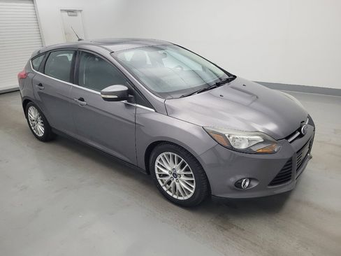 Used 2014 Ford Focus Titanium FWD image 11