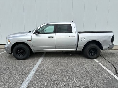 Used 2016 RAM 1500 Big Horn AWD/4WD image 3