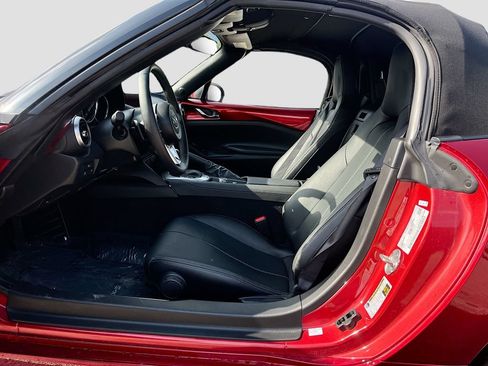 Used 2025 MAZDA MX-5 Miata Grand Touring w/ Weather Package RWD image 20