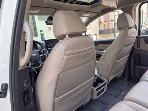 Used 2019 Honda Odyssey EX-L image 38