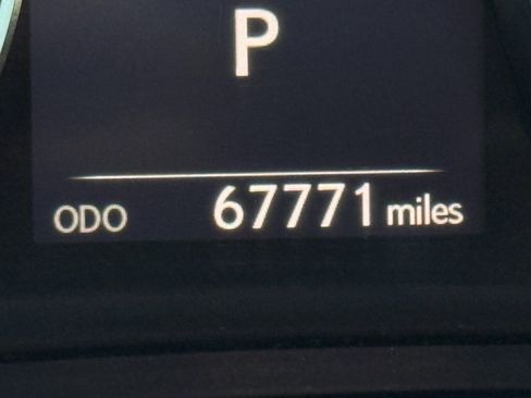 Used 2018 Lexus IS 300 AWD w/ Comfort Package image 3