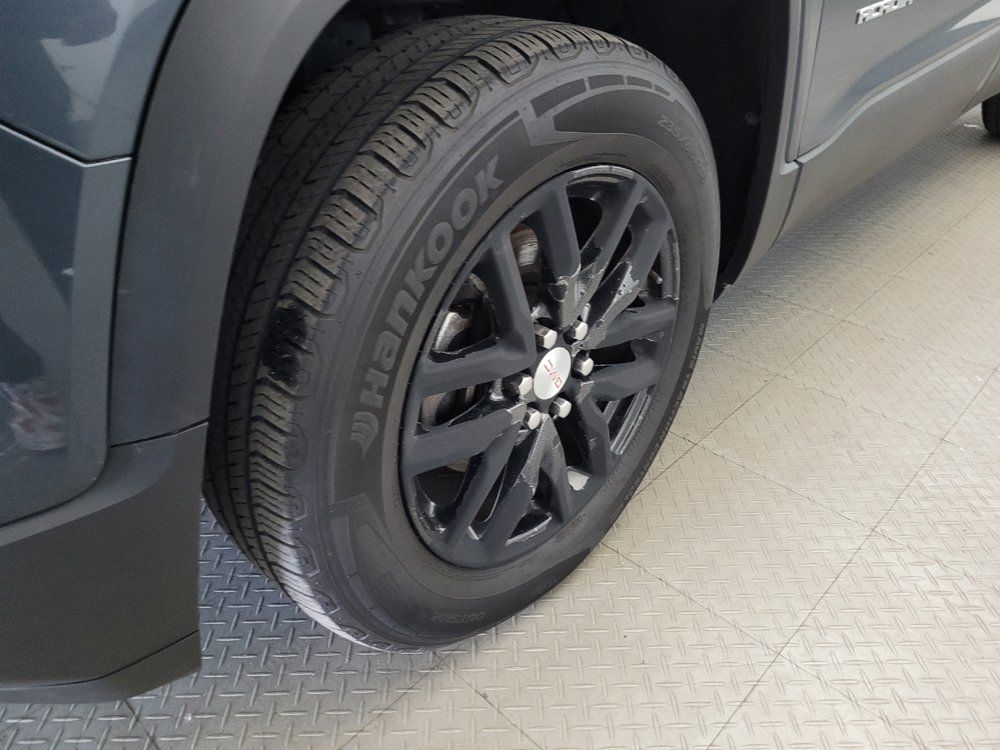 Used 2019 GMC Acadia SLT AWD/4WD image 31