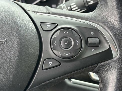 Used 2020 Buick Enclave Essence w/ Sound and Sites Package image 30