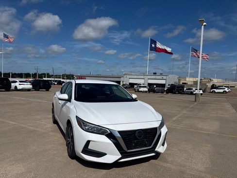 Certified 2023 Nissan Sentra SV w/ Lighting Package FWD image 2