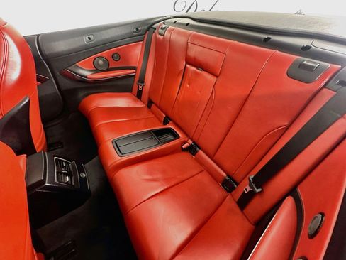 Used 2017 BMW M4 Convertible RWD image 22