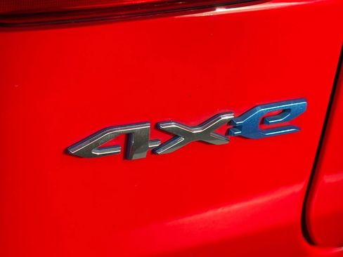 Used 2023 Jeep Wrangler Unlimited Sahara image 19