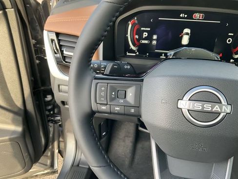 New 2026 Nissan Rogue Platinum w/ Tech Package image 19