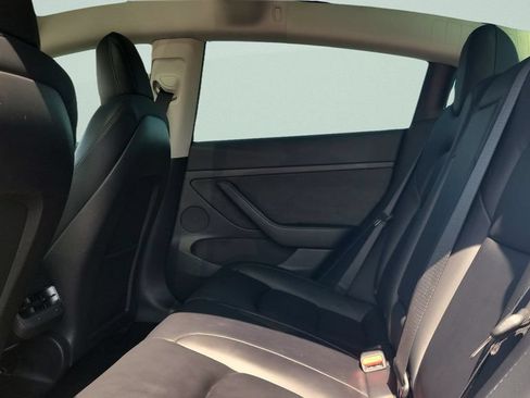 Used 2023 Tesla Model 3 Standard Range RWD image 10