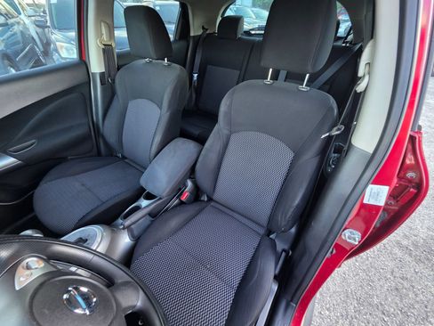 Used 2015 Nissan Juke S FWD image 11