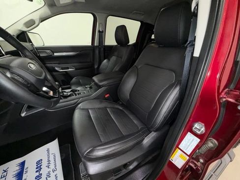 Used 2025 Ford Ranger Lariat w/ Advanced Towing Package AWD/4WD image 13