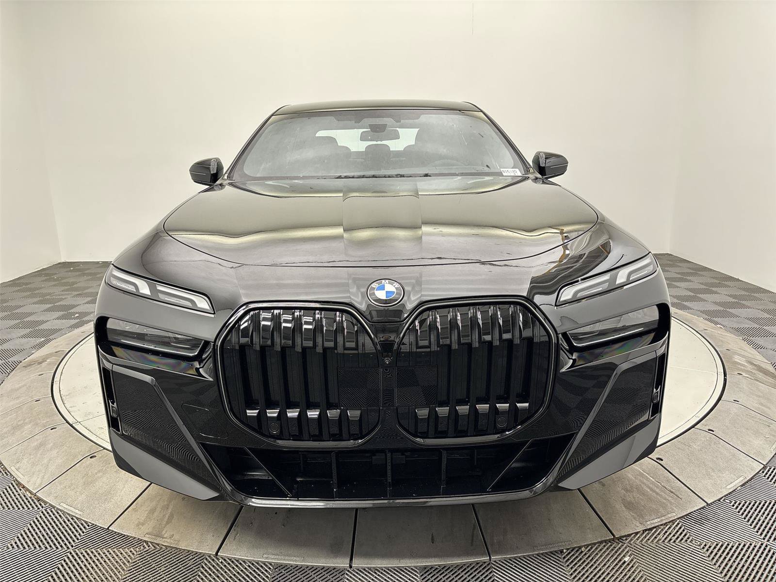 New 2026 BMW 740i xDrive AWD/4WD image 14