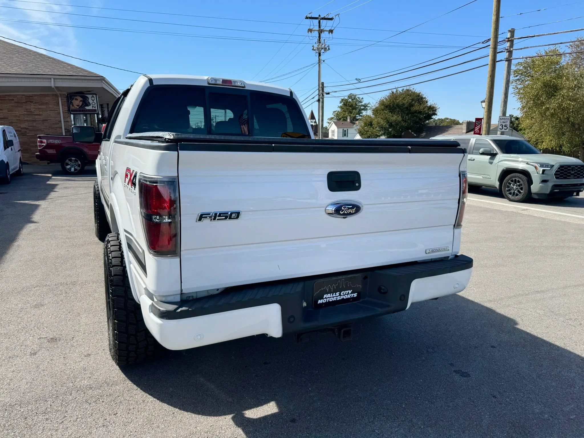 Used 2014 Ford F150 FX4 w/ Equipment Group 402A Luxury AWD/4WD image 12