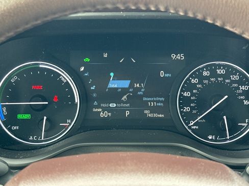 Certified 2023 Toyota Sienna Platinum image 27