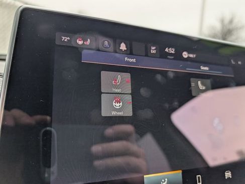 Used 2023 Jeep Compass Limited image 6