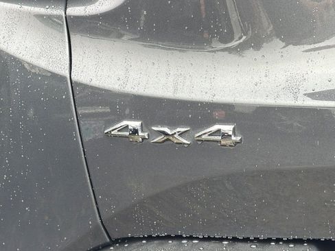 Used 2023 Jeep Renegade Latitude image 24