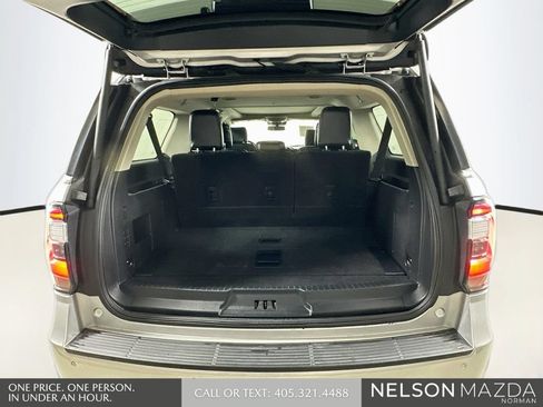 Used 2018 Ford Expedition Max Platinum RWD image 29
