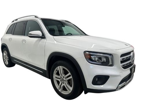 Used 2020 Mercedes-Benz GLB 250 4MATIC image 3