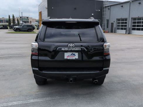 Used 2023 Toyota 4Runner SR5 Premium w/ Moonroof Package AWD/4WD image 7