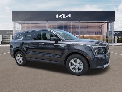 Certified 2025 Kia Sorento LX