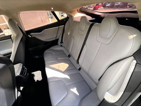 Used 2013 Tesla Model S RWD image 24