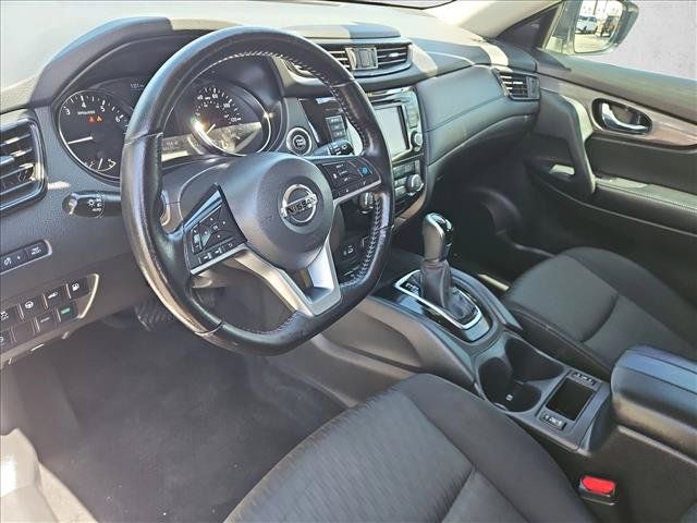 Used 2020 Nissan Rogue SV w/ Premium Package FWD image 13