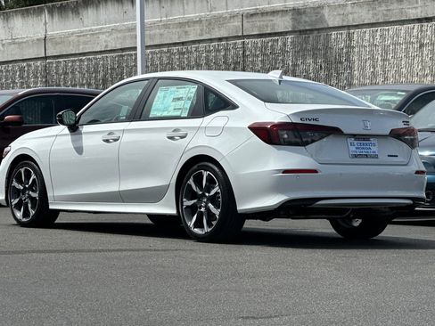 Used 2026 Honda Civic Sport Touring image 5